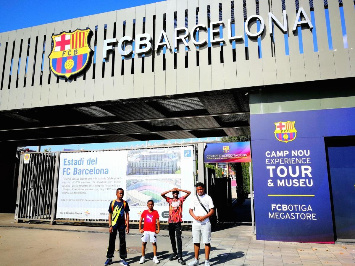 Subway Station Apartment Near Camp Nou L'Hospitalet de Llobregat Exteriör bild